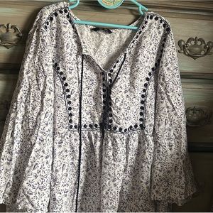 Beautiful peplum floral blouse, perfect for spring